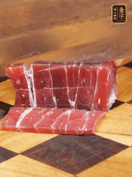 NG大舞台
飘香火腿块切片，温水浸泡5分钟